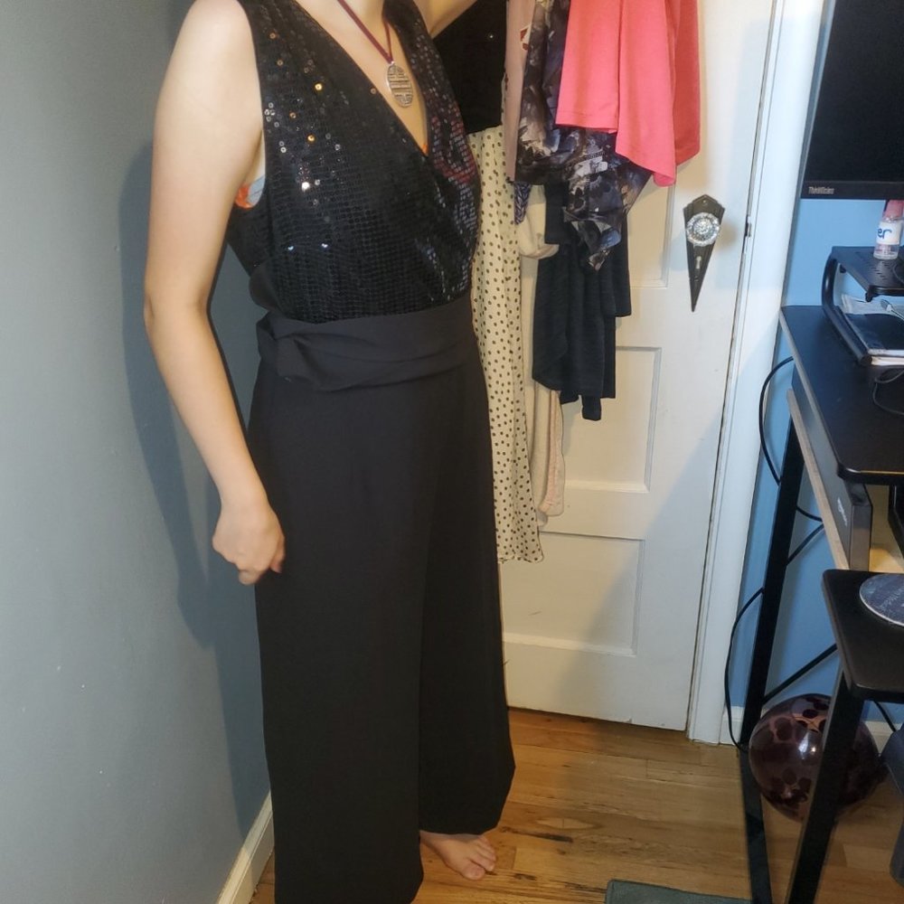 EUC H&M Sequin Jumper with tank top